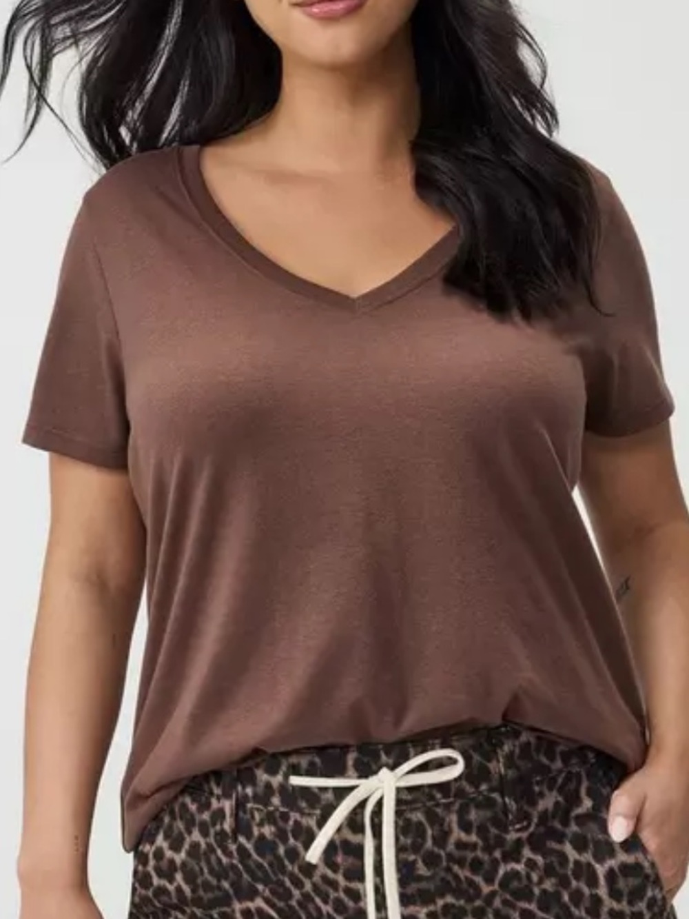Girlfriend Signature Jersey V-Neck Tee Chestnut Size 3 Torrid